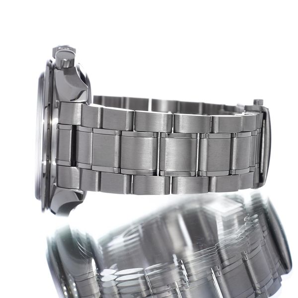 Omega Speedmaster Racing 329.30.44.51.04.001